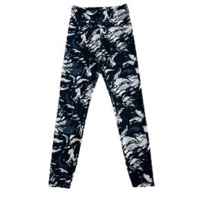 New Activewear Black & Gray Stained Abstract Print Balance Collection Leggings